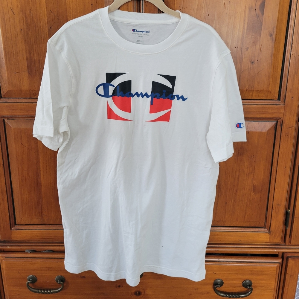 Champion Mens Medium Tshirt NWOT
